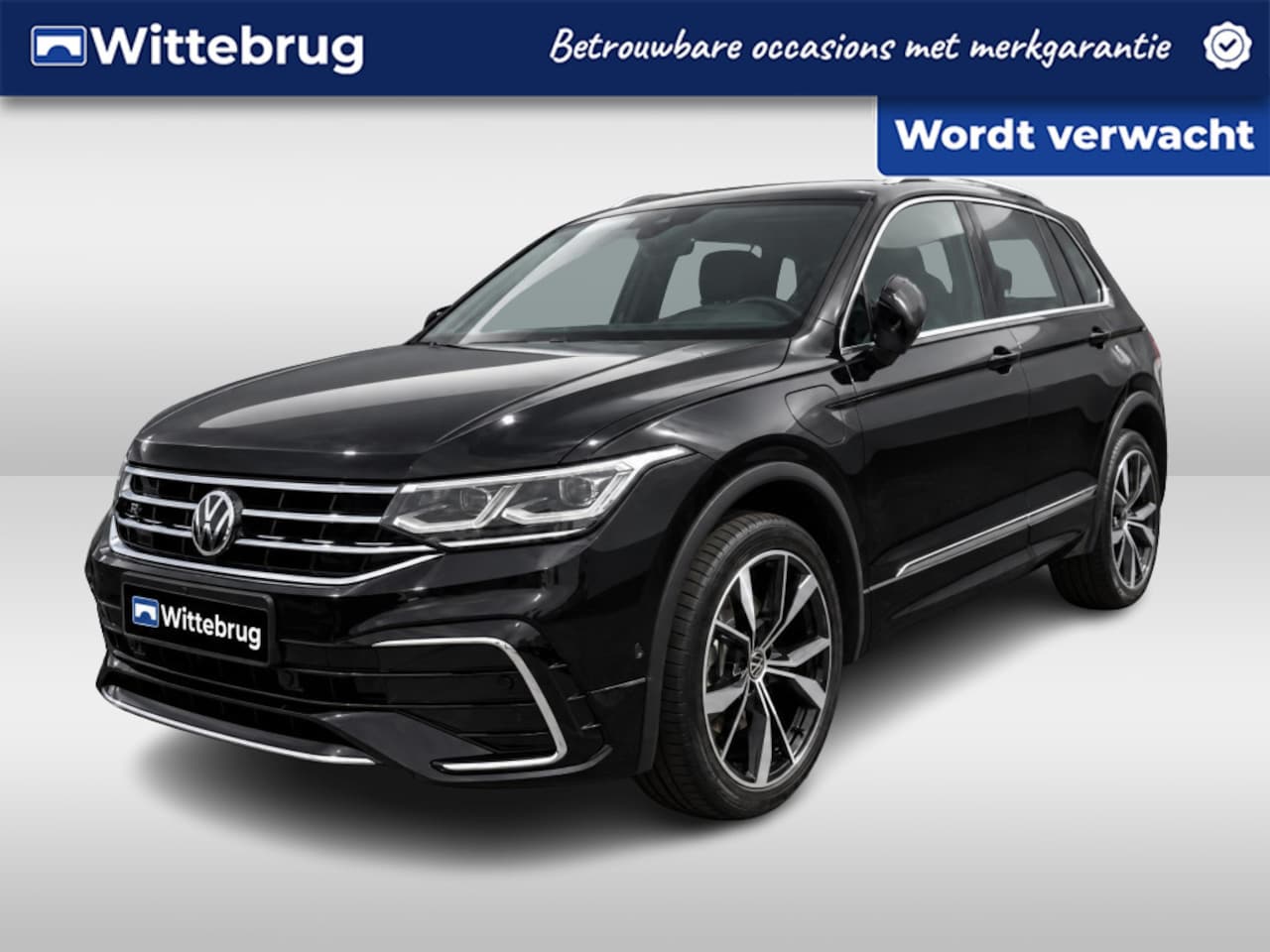 Volkswagen Tiguan - 1.4 TSI eHybrid 245pk DSG R-Line / Leer / LED Matrix / Memory Seats /  Elek Achterklep Met - AutoWereld.nl