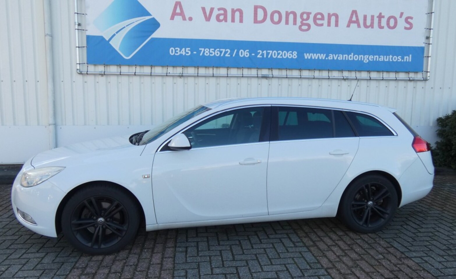 Opel Insignia - 1.4 T ECOFLEX SPORT,Clima,Cruise,Trhaak,APK 30-11-27 - AutoWereld.nl