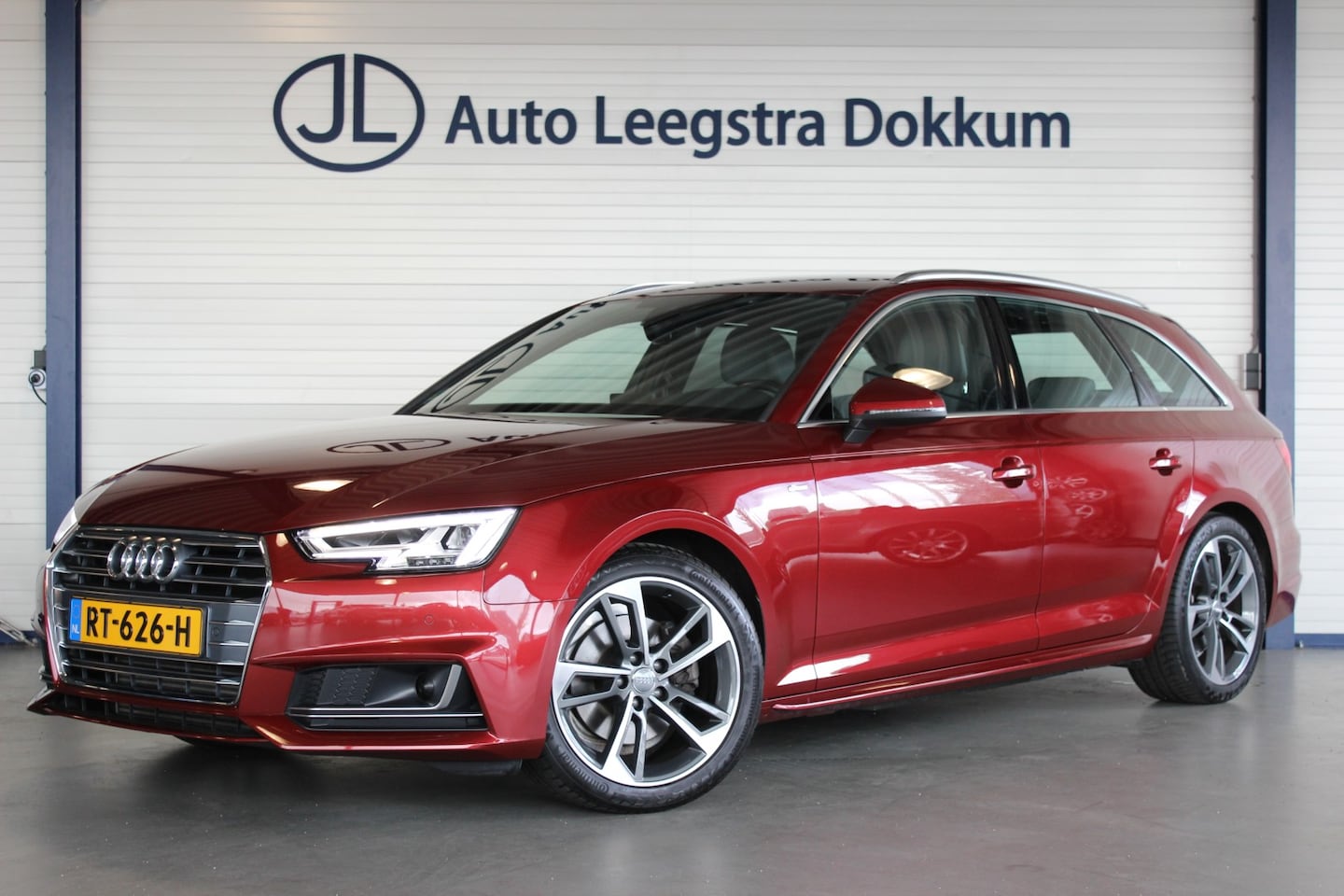 Audi A4 Avant - 2.0 TFSI MHEV S-Line Edition 1e eigenaar | Adapt. Cruise | Trekhaak | Camera | Stoel/Stuur - AutoWereld.nl