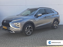 Mitsubishi Eclipse Cross - 2.4 PHEV Intense+ / Camera / Navi / Trekhaak 1500 kg / Dealer Onderhouden / Fabrieks garan