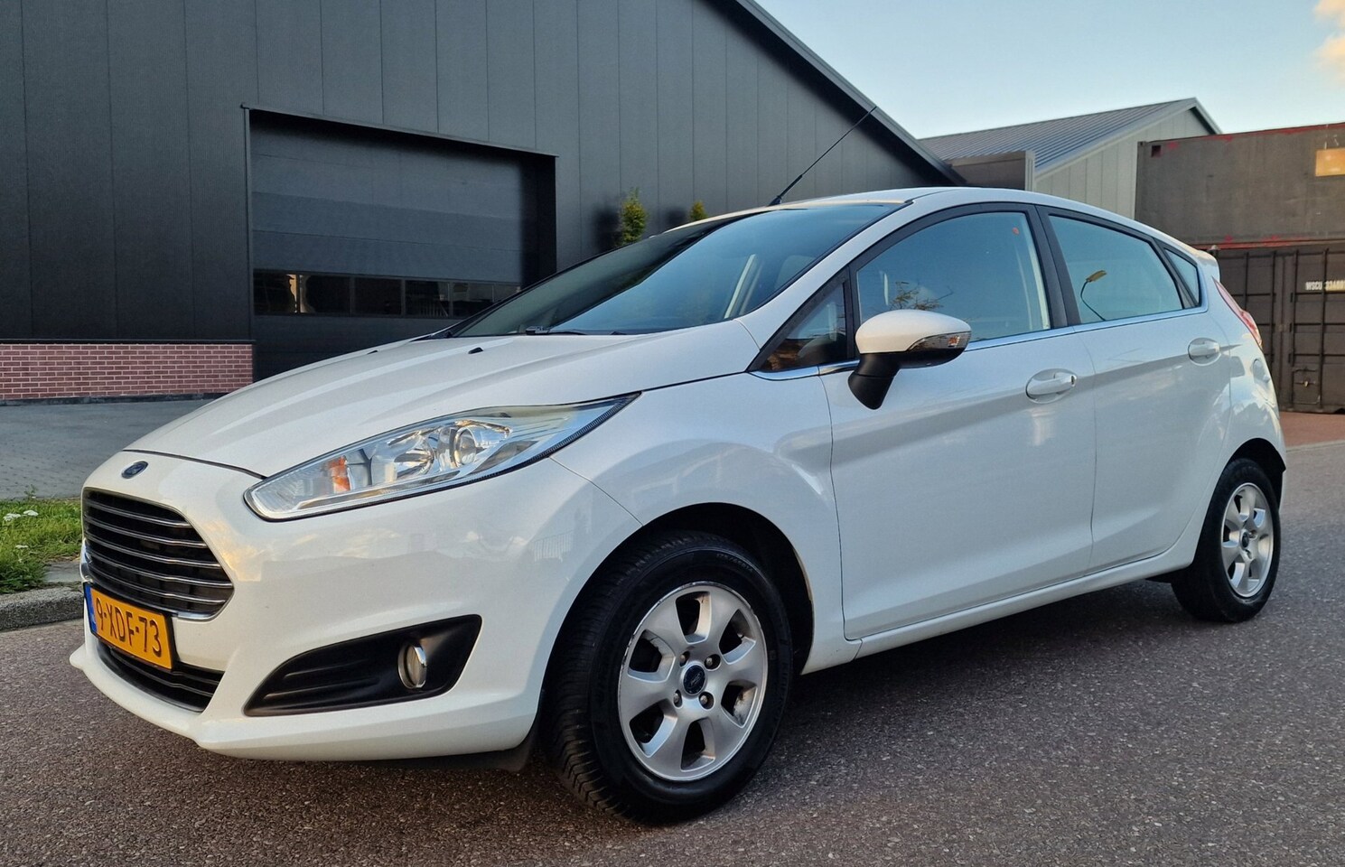 Ford Fiesta - 1.0 Titanium NAVI PSENSOR CRUISE BOEKJES - AutoWereld.nl