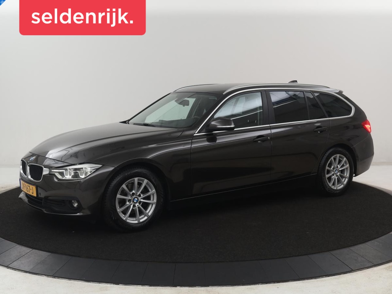 BMW 3-serie Touring - 320d EDE Centennial Executive | Trekhaak | Cruise Control | Elektrische Kofferbak | Sports - AutoWereld.nl