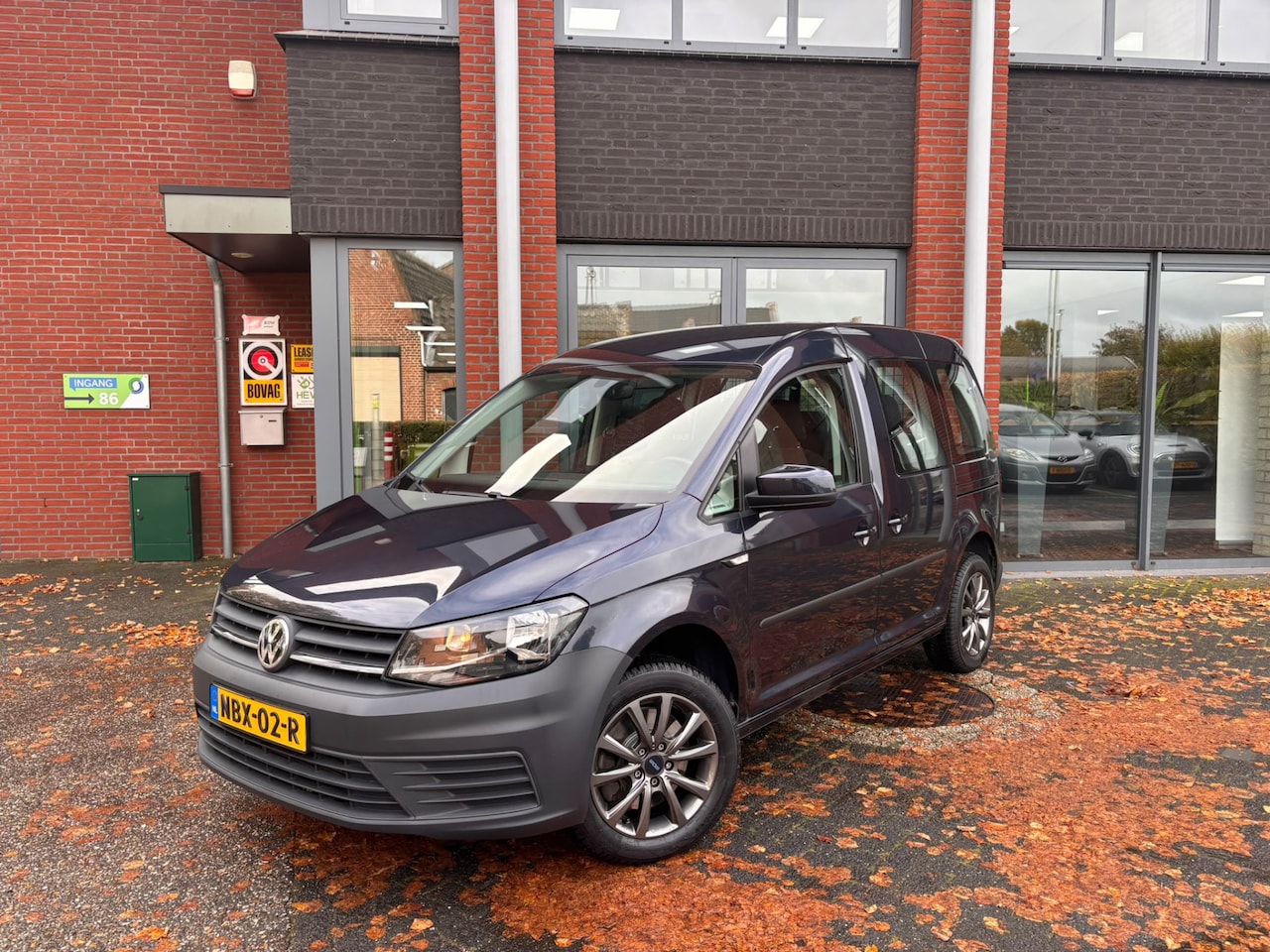 Volkswagen Caddy - 1.4 TSI Trendline ZE Zone Toegestaan! | 16" LMV | All Weather Nieuw | Cruise Control | PDC - AutoWereld.nl