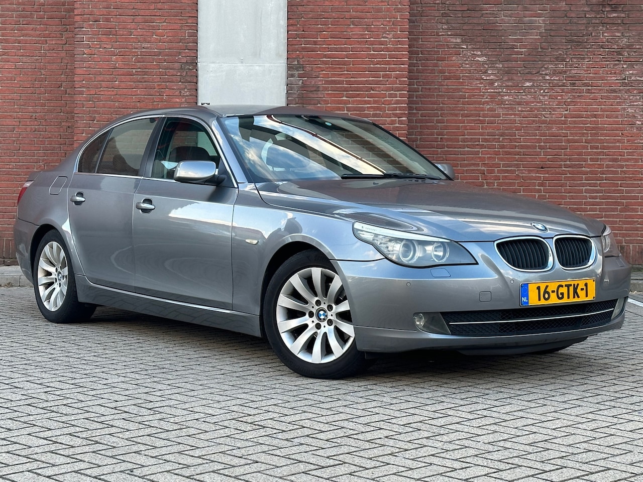 BMW 5-serie - 520i Corporate Lease Business Line|AUTOMAAT|LEDER|PDC|NAVI - AutoWereld.nl
