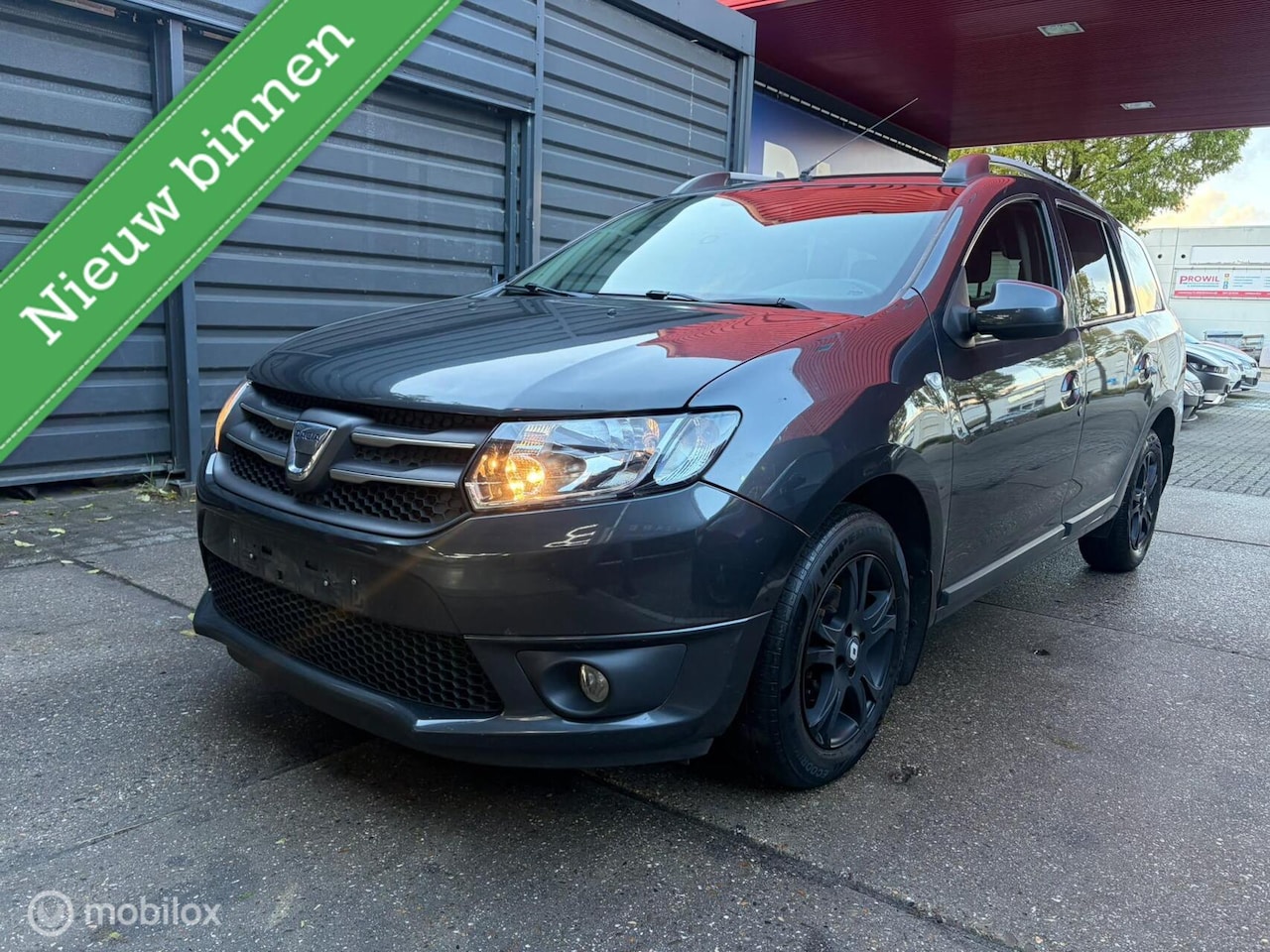 Dacia Logan MCV - 0.9 TCe Laureate Automaat Trekhaak Cruise - AutoWereld.nl