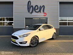 Ford Focus - 1.0 ST-Line 1e Eigenaar NIEUWSTAAT