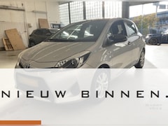 Toyota Yaris - 1.5 Full Hybrid Comfort | VERWACHT |