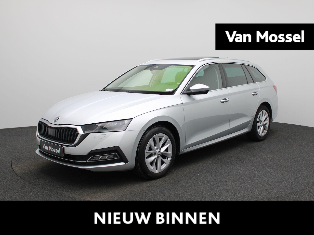 Skoda Octavia Combi - 1.5 e-TSI Business Edition | Automaat | Panoramadak | Trekhaak | Virtual cockpit | Stoel v - AutoWereld.nl