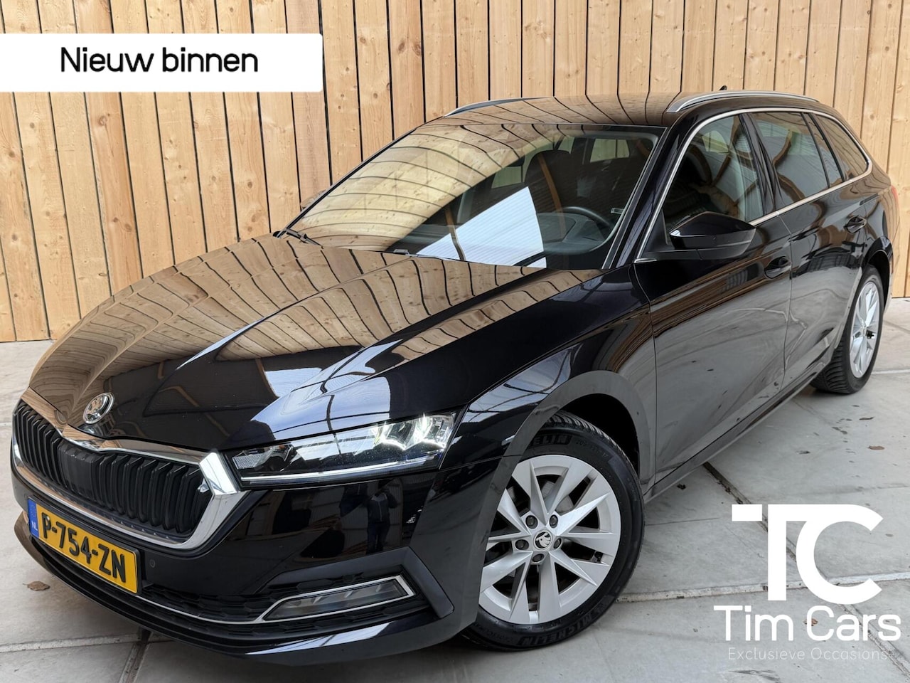 Skoda Octavia Combi - 1.0 TSI Business Edition Plus Apple CarPlay/Android Auto | Cruise & climate control | Dode - AutoWereld.nl