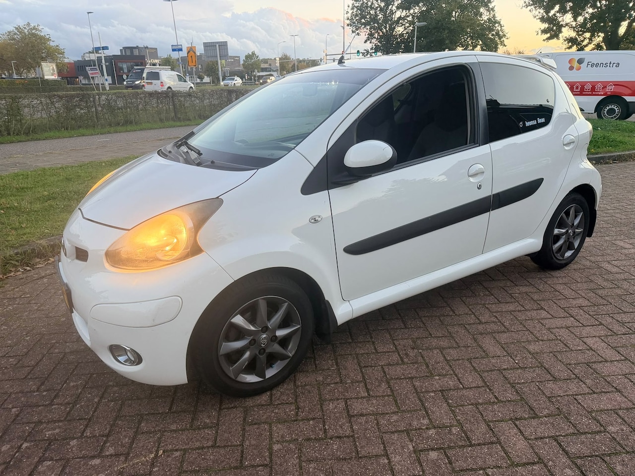 Toyota Aygo - 1.0 Benzine - Automaat - Airco - APK 03-2027 - AutoWereld.nl