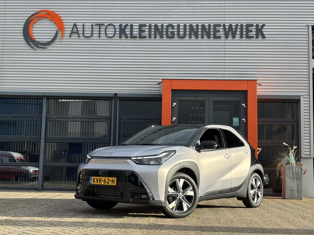 Toyota Aygo X - Hybrid 115 pulse / Camera / Applecarplay/Androidauto / Parkeersensoren V+A / Stoelverwarmi - AutoWereld.nl