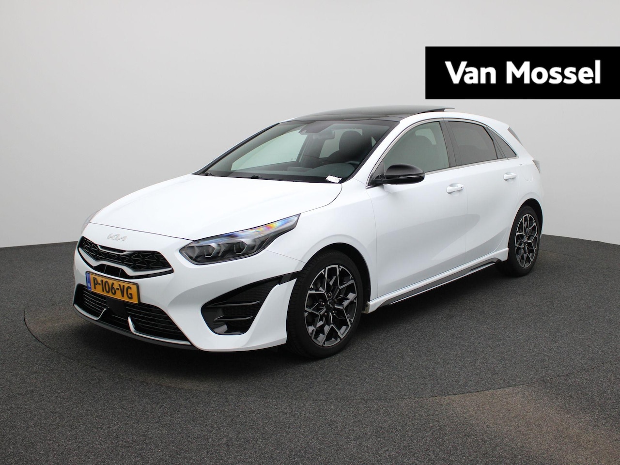 Kia Cee'd - Ceed 1.5 T-GDi GT-Line | Panoramadak | Navigatie | Half leder | Apple Carplay / Android Au - AutoWereld.nl
