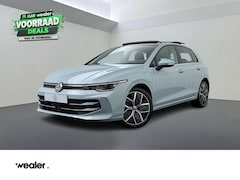 Volkswagen Golf - 1.5 eHybrid Style Edition | 204 PK | Trekhaak wegklapbaar | Adaptive Cruise Control | 360