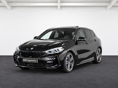 BMW 1-serie - 118i | M Sport | Panoramadak | Apple CarPlay |