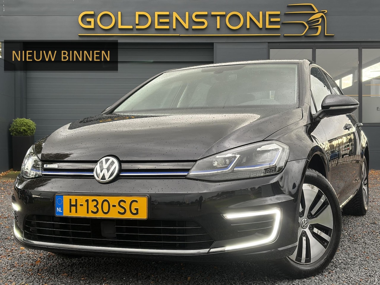 Volkswagen e-Golf - E-DITION ✓SOH 90.63%✓2e Eigenaar✓Carplay✓Navi✓Clima✓Cruise✓Pdc V+A✓Lm velgen✓136pk✓Recent - AutoWereld.nl