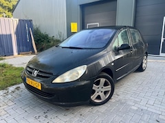 Peugeot 307 - 1.6-16V Griffe