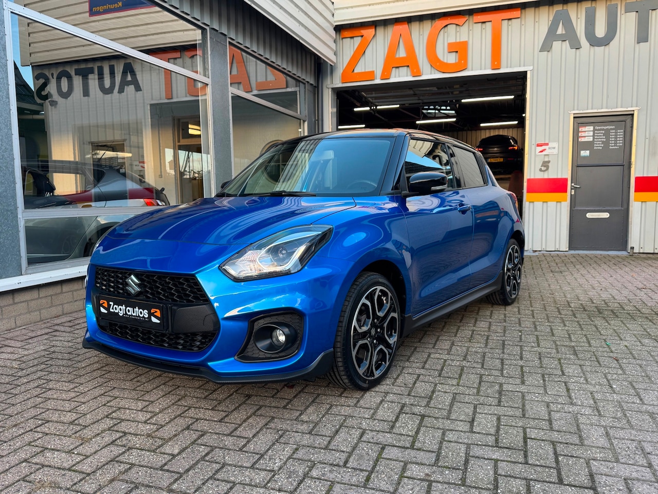 Suzuki Swift - 1.4 Sport Smart Hybrid 1.4 Sport Smart Hybrid - AutoWereld.nl