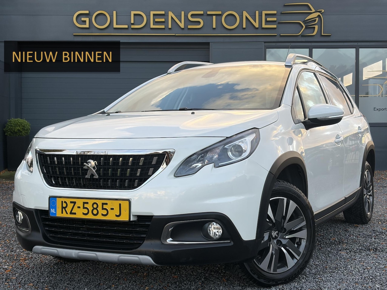 Peugeot 2008 - 1.2 PureTech Allure ✓Camera✓Navi✓Carplay✓Halfleder✓110pk✓Dealer Onderhouden✓Clima✓Cruise✓P - AutoWereld.nl