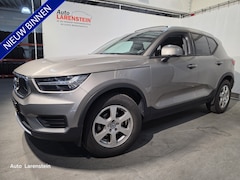 Volvo XC40 - 1.5 T2 130pk Momentum Business Pano.dak / Trekhaak / Carplay / A.Camera / Adapt.C.C