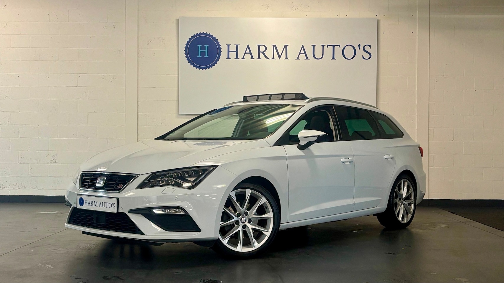 SEAT Leon ST - 1.5 TSI FR 150pk Automaat / Pano / Vitrual / LED / Cruise / Navi / PDC - AutoWereld.nl
