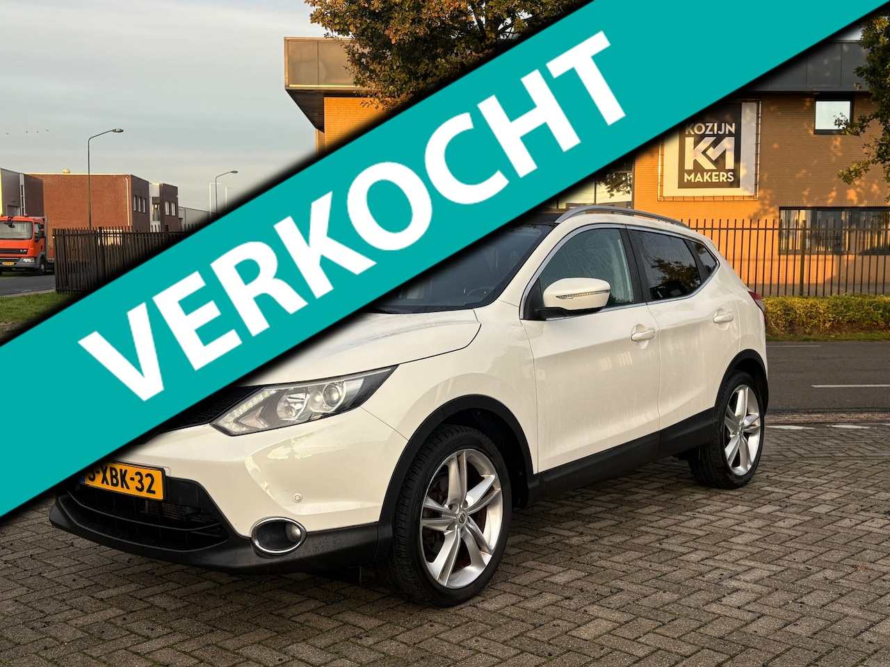 Nissan Qashqai - 1.2 Connect Edition | Airco | PDC | Camera | Cruise - AutoWereld.nl