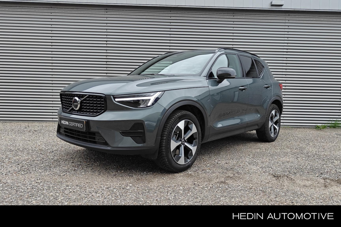 Volvo XC40 - 2.0 B4 Plus Dark 2.0 B4 Plus Dark - AutoWereld.nl