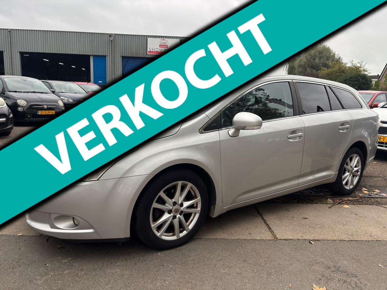 Toyota Avensis Wagon - 1.8 VVTi Business 1.8 VVTi Business - AutoWereld.nl