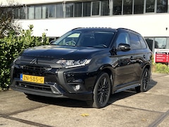 Mitsubishi Outlander - 2.4 PHEV Instyle+ |PANO|STUUR+STOELVERW|CARBON PACK|CAMERA|VOLL.ONDERHOUD|