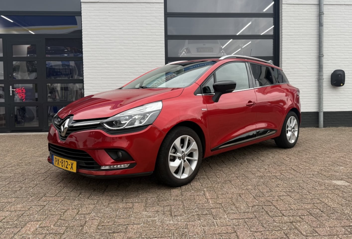 Renault Clio Estate - Energy TCe 90pk S&S Limited - AutoWereld.nl