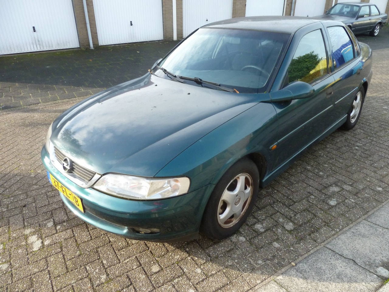 Opel Vectra - 1.6-16V Business Edition 1.6-16V Business Edition - AutoWereld.nl