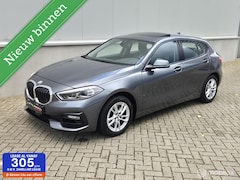BMW 1-serie - 118i Executive Sportline Panoramadak Trekhaak