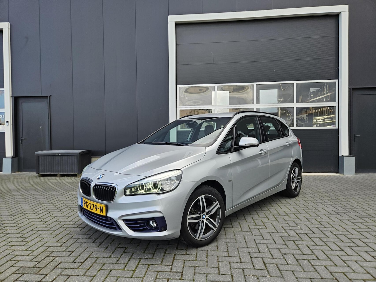BMW 2-serie Active Tourer - 218i High Executive Automaat - AutoWereld.nl