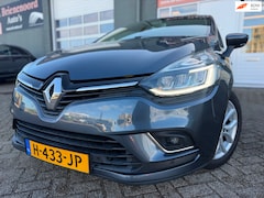 Renault Clio - 0.9 TCe Intens met parkeersensoren en navigatie en bluetooth telefoon / media en airco en
