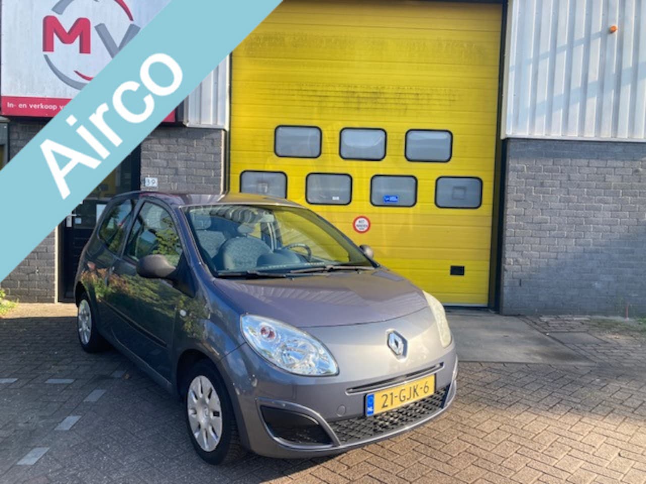 Renault Twingo - 1.2 Authentique Lage km.stand NAP - AutoWereld.nl