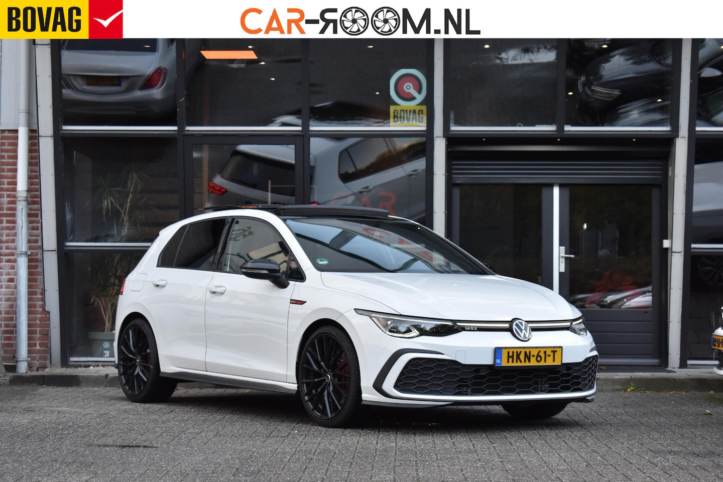 Volkswagen Golf - 2.0 TSI GTI Pano IQ HK Camera Trekhaak - AutoWereld.nl