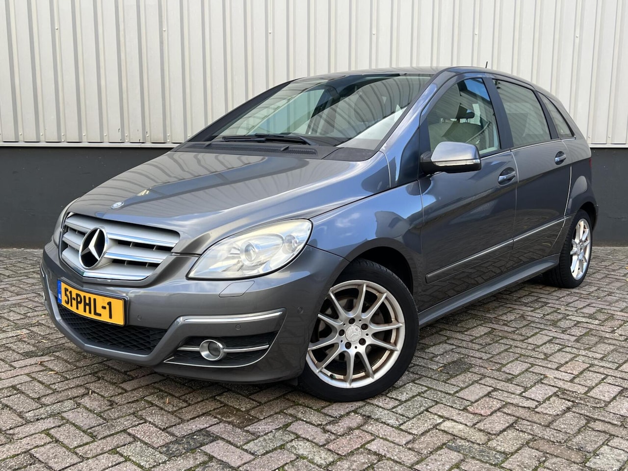 Mercedes-Benz B-klasse - 180 Automaat Airco Leder Navi Cruise - AutoWereld.nl
