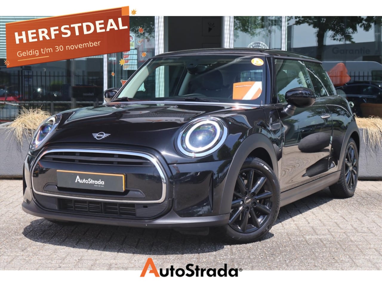 MINI 3-Deurs - Mini (f56) 1.5 Business Edition 102pk | Automaat | Sfeer | Navigatie | LED | Carplay | Uni - AutoWereld.nl