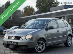 Volkswagen Polo - 1.4-16V AUTOMAAT|AIRCO|NAP|LM|ELEK RAMEN