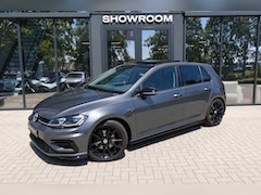 Volkswagen Golf - 1.6 TDI Highline R-Line PANO ACC CAMERA VOL