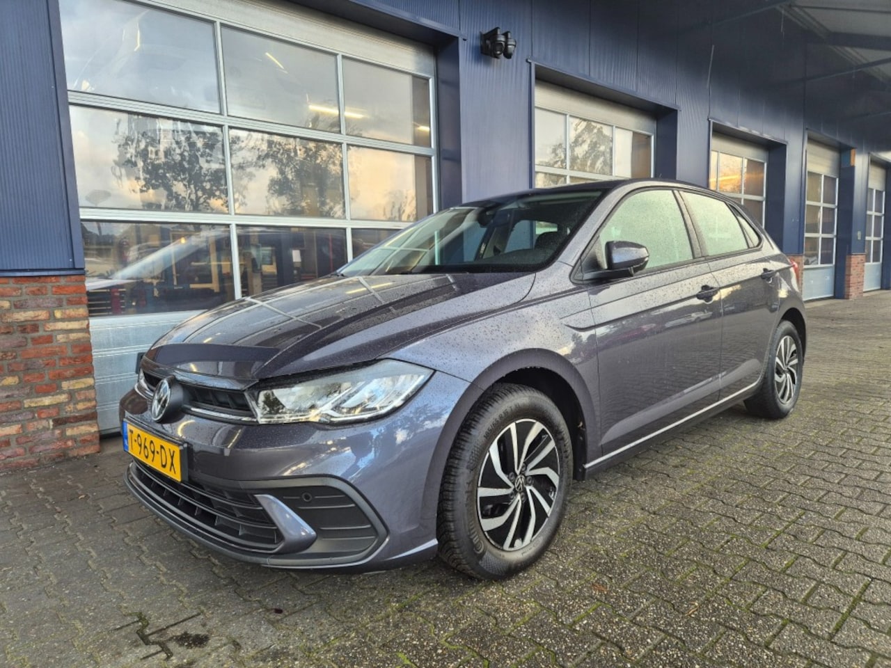 Volkswagen Polo - 1.0 TSI Life 1.0 TSI LIFE, Automaat, Carplay, Navi, ACC, Digitaal Cockpit, ALL In prijs! - AutoWereld.nl