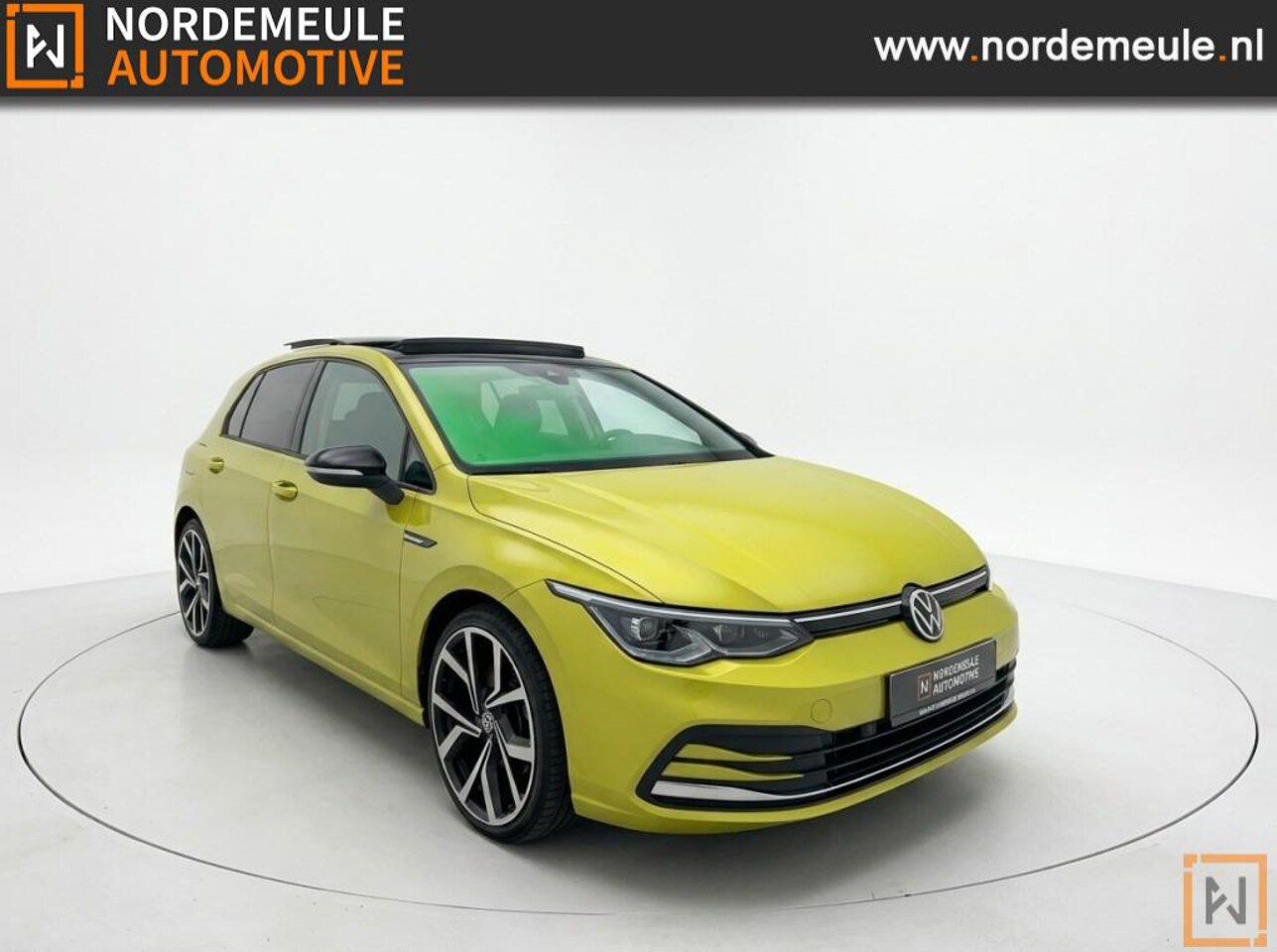 Volkswagen Golf - 1.5 eTSI Style 1.5 eTSI STYLE, Xenon, Pano, ACC, Lane - AutoWereld.nl