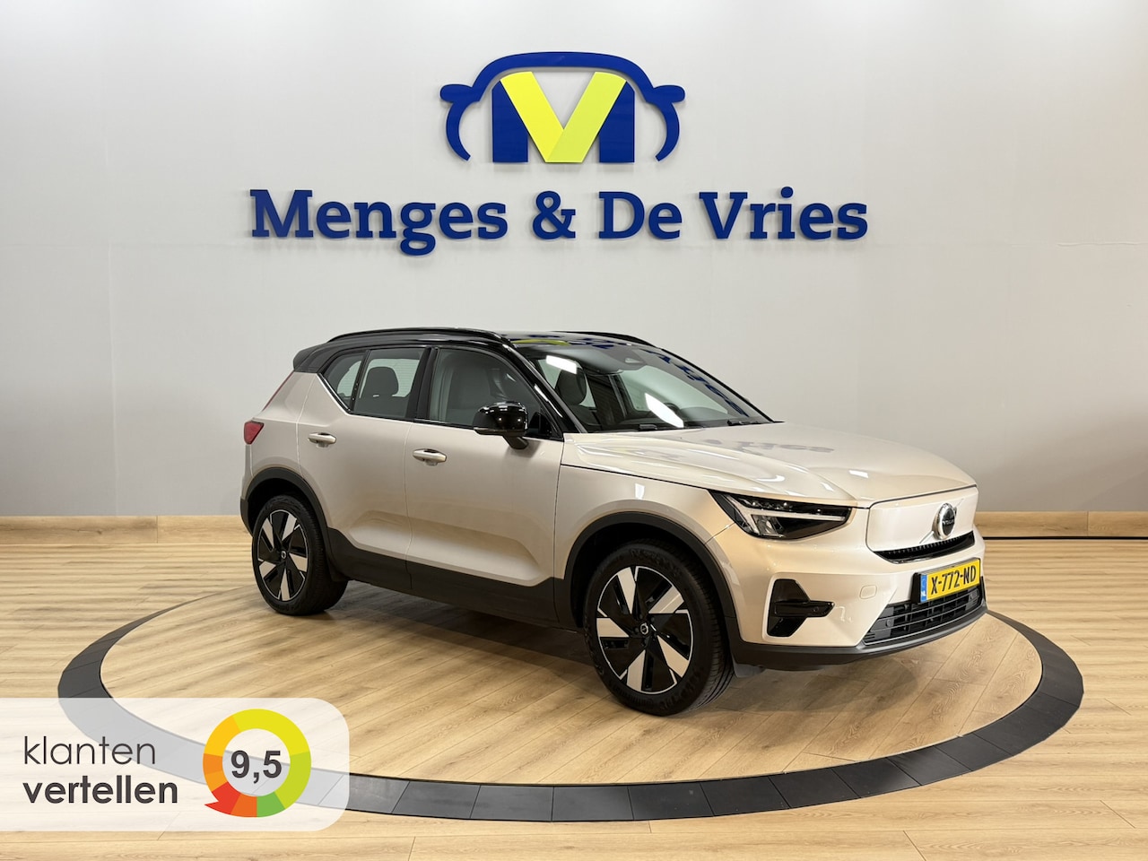 Volvo XC40 - Single Motor Core 69 kWh SOH 92% MY24 | LED | Trekhaak | Stuur / Stoel Verwarming | Camera - AutoWereld.nl
