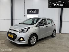 Hyundai i10 - 1.0i AUTOMAAT/AIRCO/37DKM