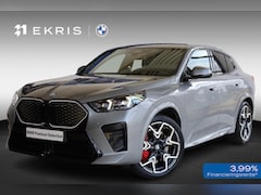 BMW iX2 - eDrive20 | M Sport Pro | Panoramadak | Harman/Kardon | Elektr. Verstelbare Stoelen | Drivi