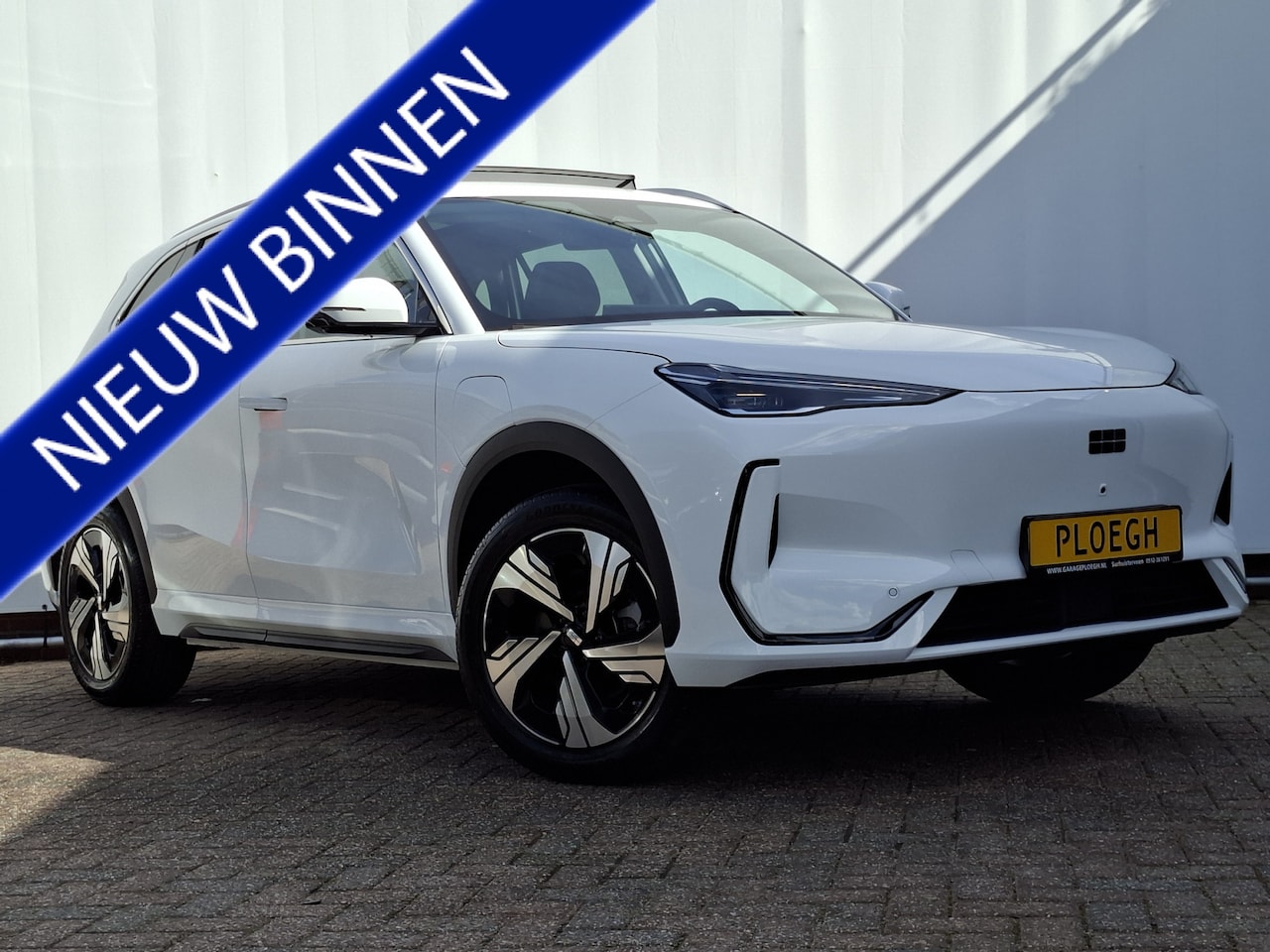 Geely E5 - Max+ 68 kWh V2L Massage Koel+Verw Pano HeadUp FLYME - AutoWereld.nl