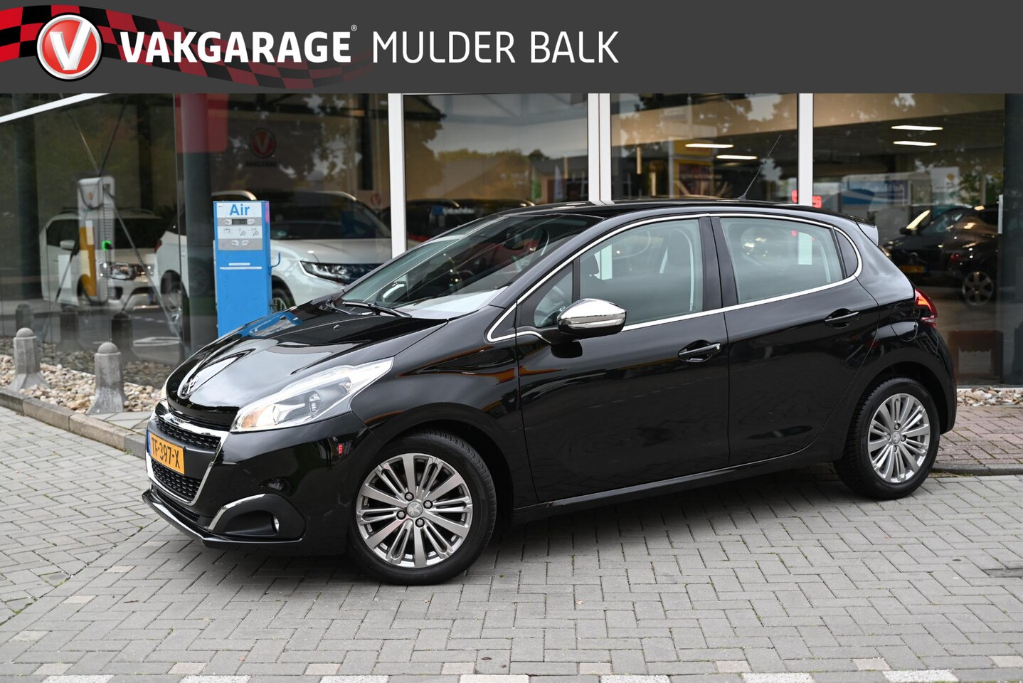 Peugeot 208 - 1.2 PureTech Blue Lease Executive 1.2 PureTech Blue Lease Executive - AutoWereld.nl