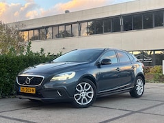 Volvo V40 Cross Country - 1.5 T3 Polar+ Luxury |AUTOMAAT|PANO|STOELVERW.|TREKHAAK|CLIMA|NAVI|VOLL.ONDERHOUD| 5280