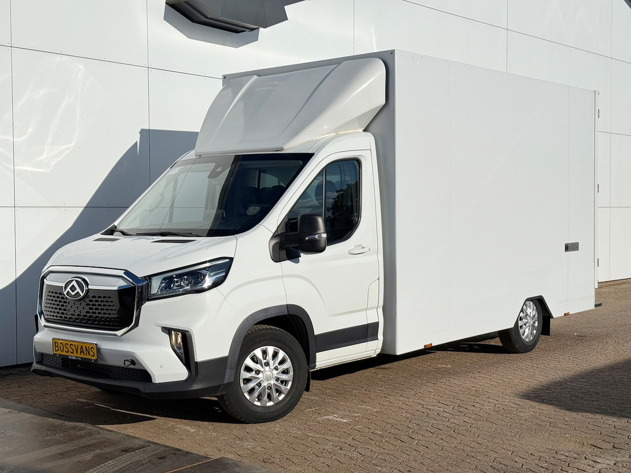 Maxus eDeliver 9 - Plancher 65kWh Elektrisch 172km WLTP Bakwagen Lowliner LED Airco Adaptieve Cruise Camera C - AutoWereld.nl