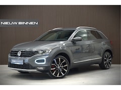 Volkswagen T-Roc - 1.5 TSI Sport | DSG | Stoelverwarming | Adaptive Cruise Control | Camera | Trekhaak | Navi