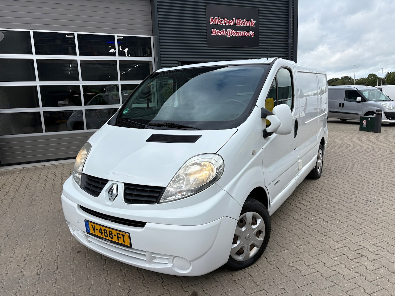 Renault Trafic - 2.0 dCi T27 L1H1 Koel / Vries wagen - AutoWereld.nl